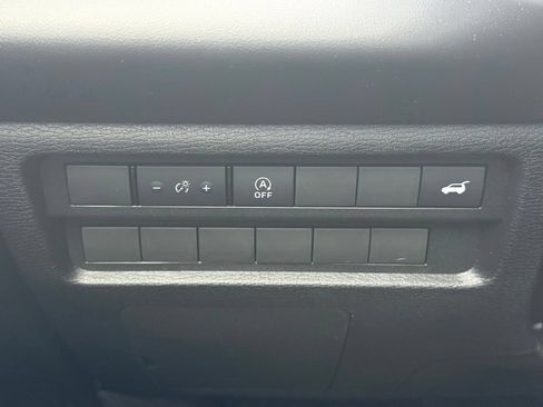 New 2026 Mitsubishi Outlander AWD image 9