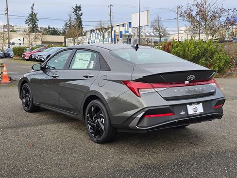 New 2026 Hyundai Elantra Sport image 5