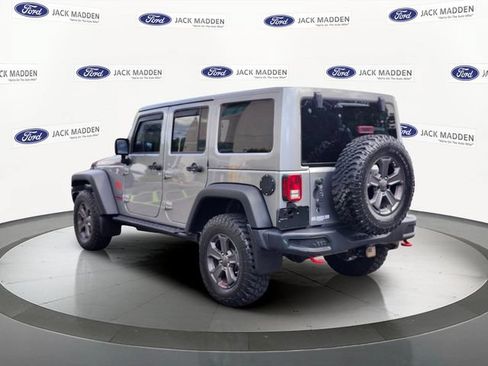 Used 2017 Jeep Wrangler Unlimited Rubicon AWD/4WD image 3