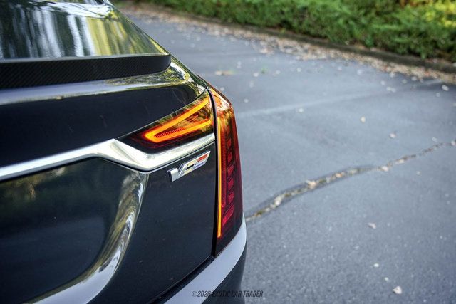 Used 2019 Cadillac CT6 V w/ Driver Assist Package AWD/4WD image 55