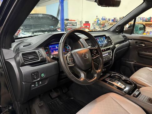 Used 2019 Honda Passport Elite image 19