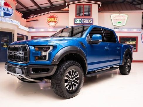 Used 2020 Ford F150 Raptor w/ Equipment Group 802A Luxury image 2