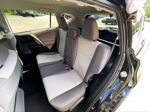 Used 2013 Toyota RAV4 LE AWD/4WD image 25