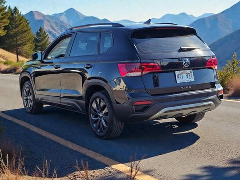 Used 2024 Volkswagen Taos S image 5