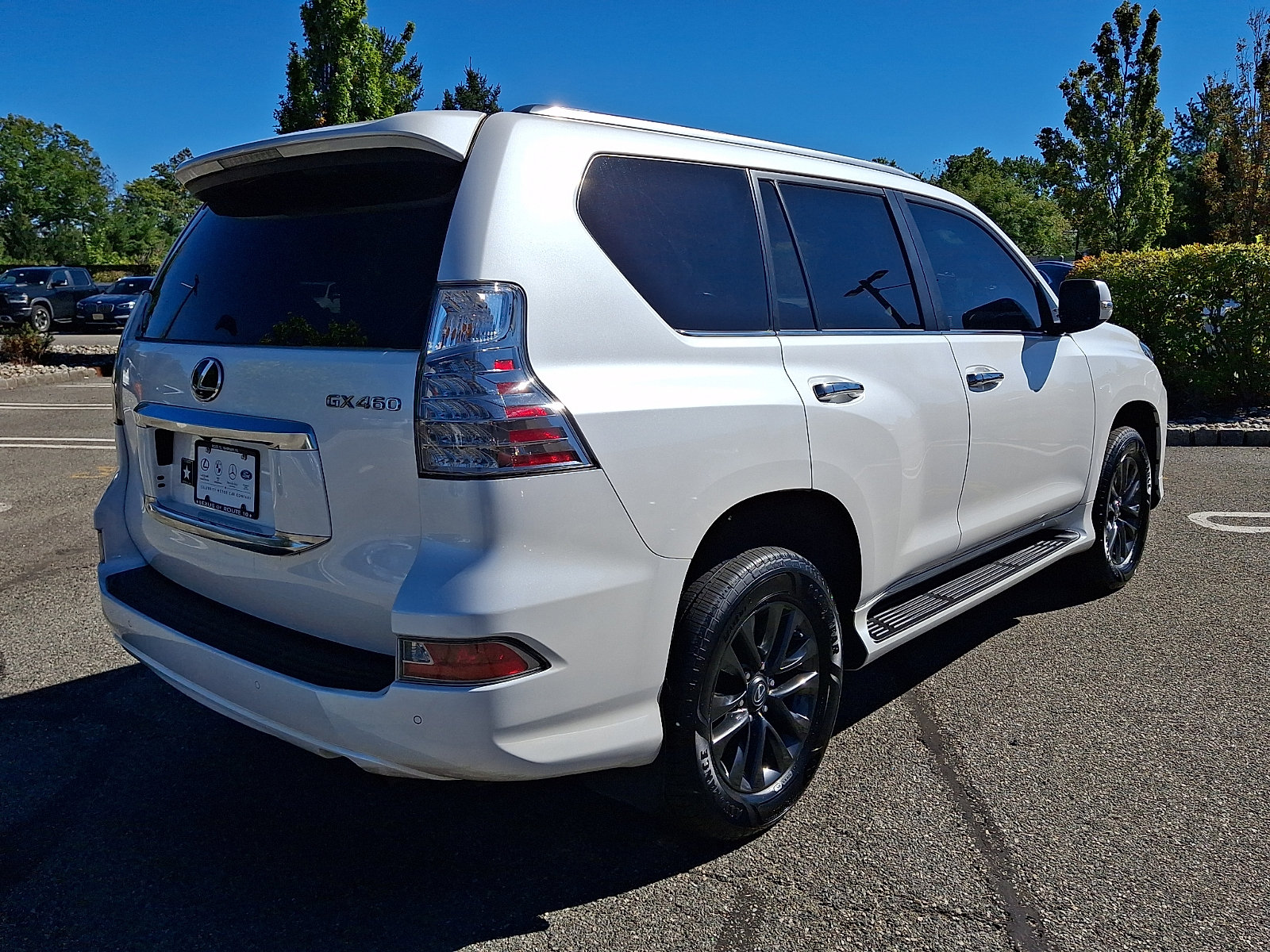 Certified 2023 Lexus GX 460 Premium w/ Premium Package AWD/4WD image 7