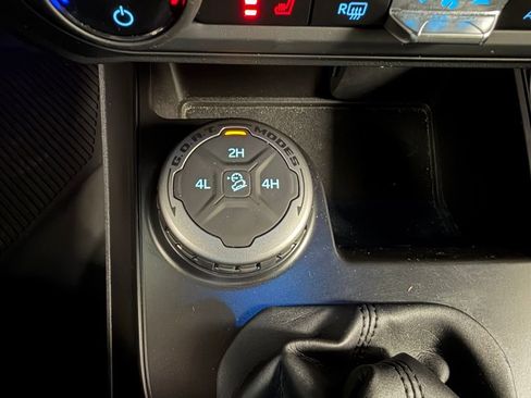 Used 2025 Ford Bronco Big Bend image 27