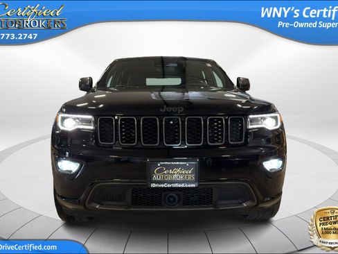 Used 2021 Jeep Grand Cherokee Limited AWD/4WD image 2