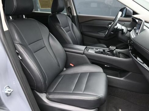 Used 2023 Nissan Rogue SL FWD image 33