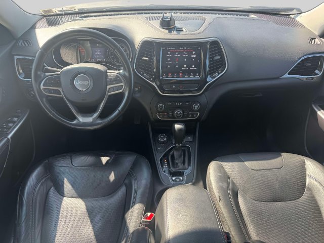 Used 2020 Jeep Cherokee Limited AWD/4WD image 18