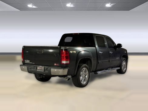 Used 2012 GMC Sierra 1500 SLT w/ LPO, Deluxe Chrome Package AWD/4WD image 9