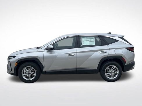New 2026 Hyundai Tucson SE AWD/4WD image 2