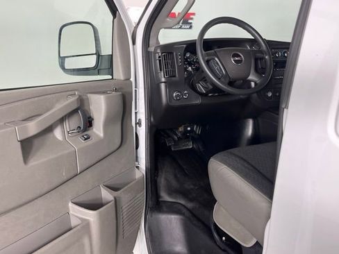 Used 2024 GMC Savana 2500 w/ Driver Convenience Package RWD image 18