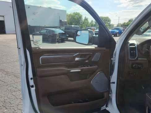 Used 2024 RAM 1500 Limited AWD/4WD image 15