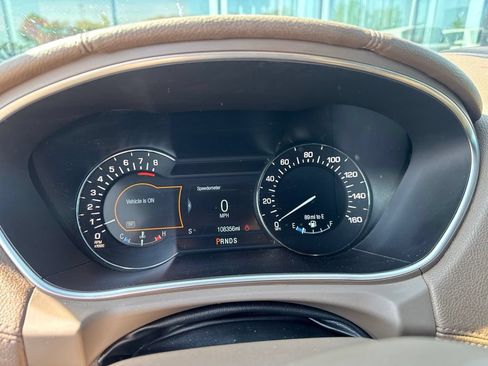 Used 2017 Lincoln MKX Reserve FWD image 10