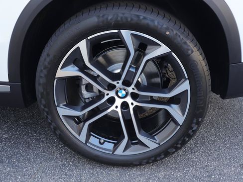 New 2026 BMW X5 sDrive40i w/ Climate Comfort Package RWD image 43