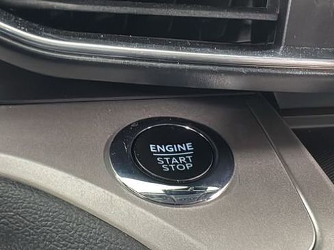 Used 2023 Ford Explorer XLT w/ Equipment Group 202A image 25