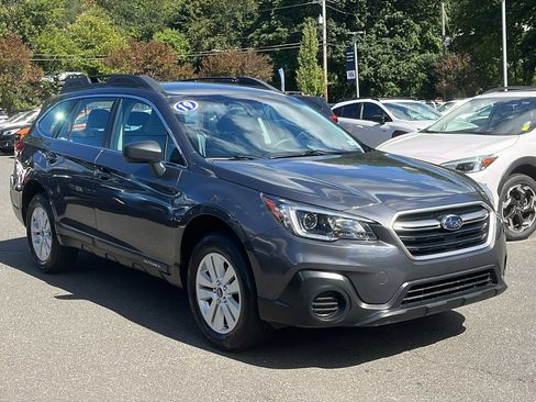 Used 2019 Subaru Outback 2.5i image 2