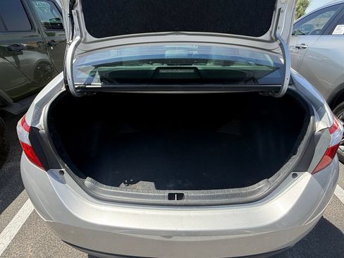 Used 2015 Toyota Corolla S FWD image 11