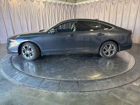 Used 2023 Honda Accord EX image 7
