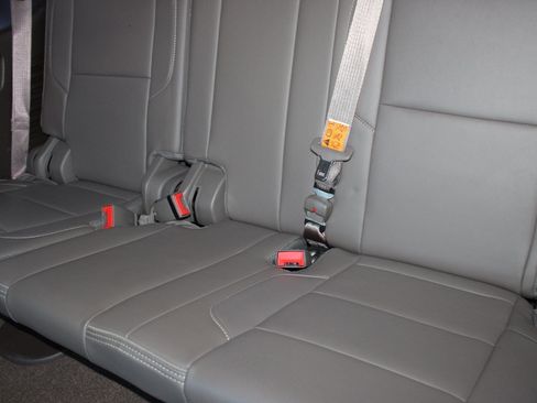 Used 2016 GMC Yukon Denali image 33