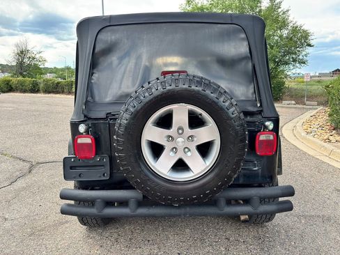 Used 2000 Jeep Wrangler Sahara AWD/4WD image 9