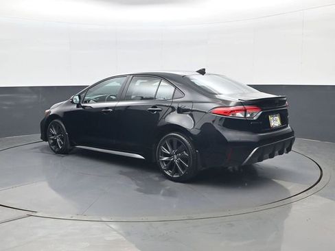 Used 2024 Toyota Corolla SE FWD image 7
