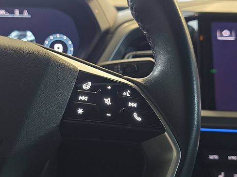 Used 2024 Audi Q4 e-tron Premium Plus w/ Premium Plus AWD/4WD image 18