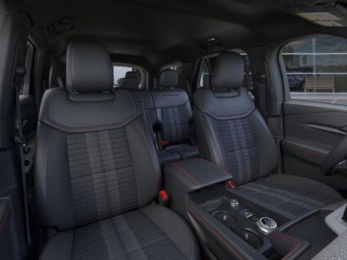 New 2026 Ford Explorer ST-Line AWD/4WD image 10