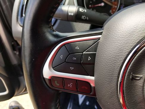 Used 2021 Jeep Compass Limited AWD/4WD image 19