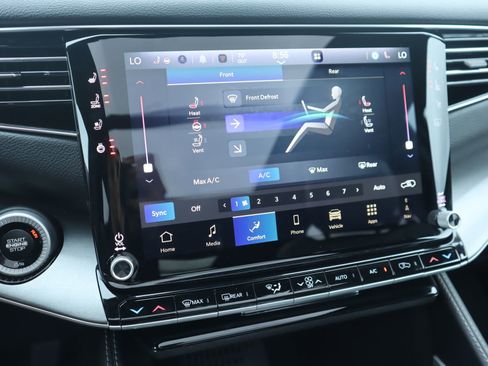 New 2026 Jeep Grand Wagoneer Limited AWD/4WD image 7