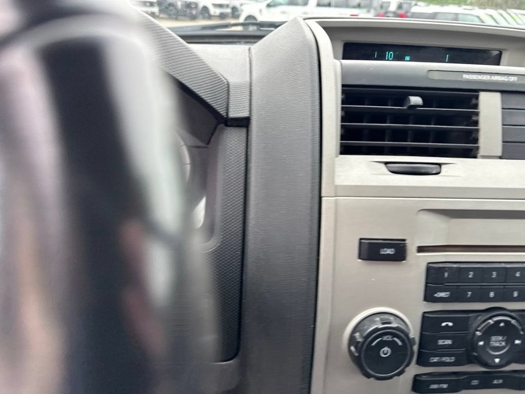 Used 2012 Ford Escape XLT FWD image 17