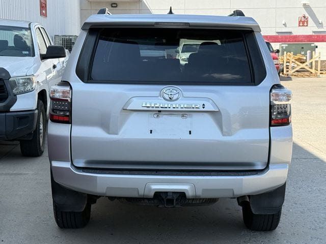 Used 2024 Toyota 4Runner SR5 AWD/4WD image 5