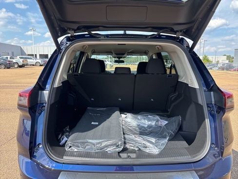 New 2026 Nissan Rogue SV image 20