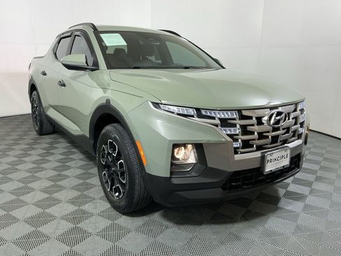 Used 2022 Hyundai Santa Cruz SEL w/ Activity Package FWD image 4