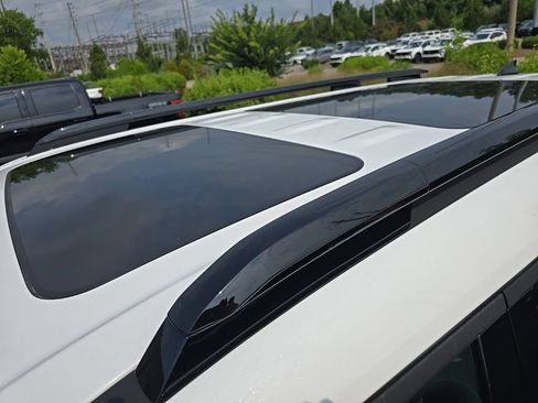 Certified 2025 Hyundai Santa Fe Limited AWD/4WD image 10