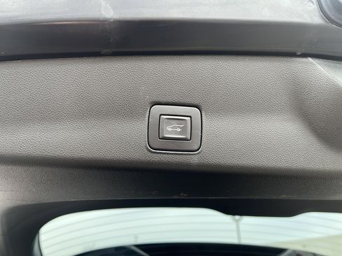 Used 2024 Chevrolet TrailBlazer ACTIV w/ Convenience Package image 18