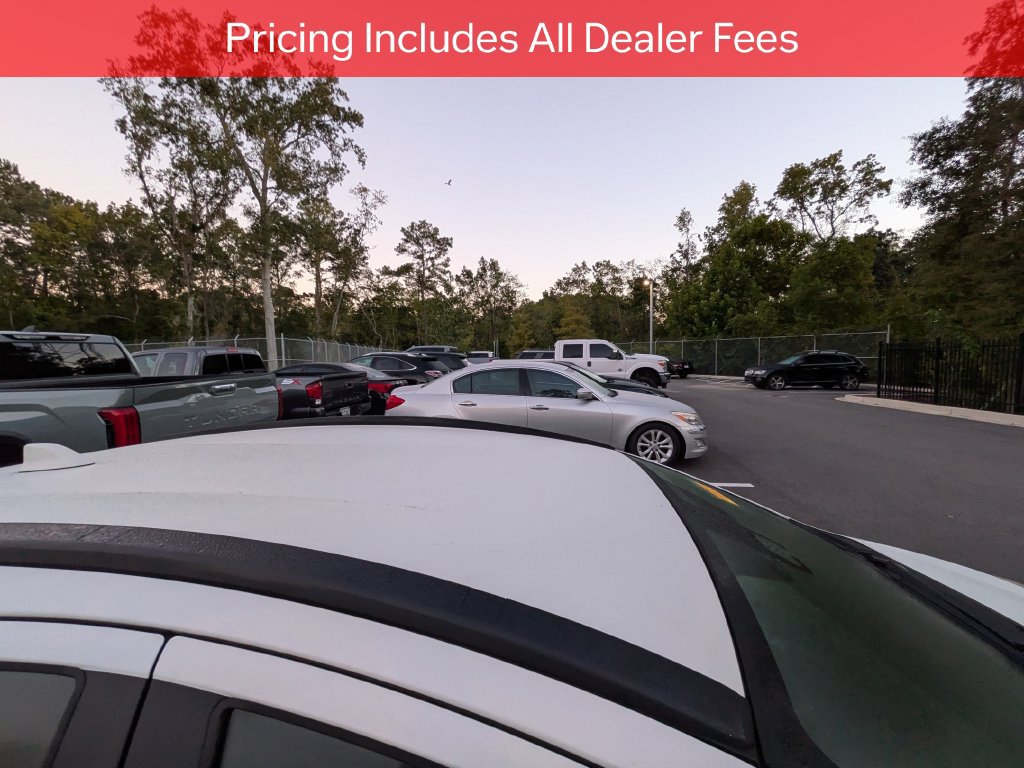 Used 2019 Toyota Prius C FWD image 11