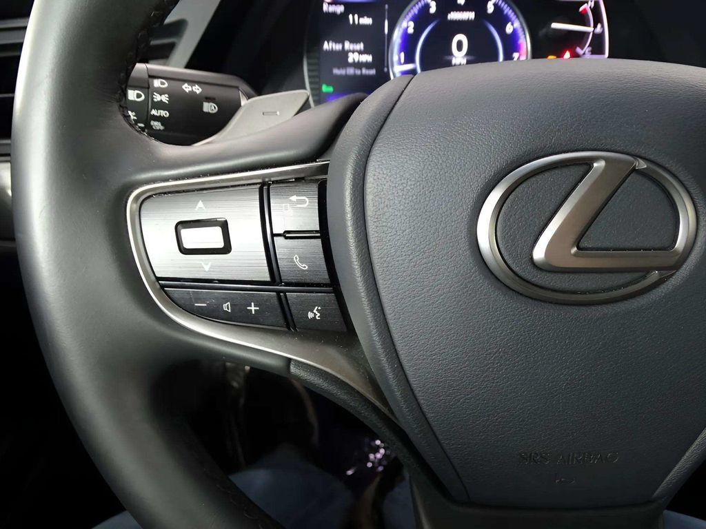 Used 2022 Lexus ES 350 w/ Accessory Package 2 FWD image 23