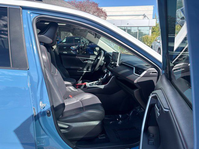 Used 2022 Toyota RAV4 TRD Off-Road w/ TRD Off-Road Weather Package AWD/4WD image 39