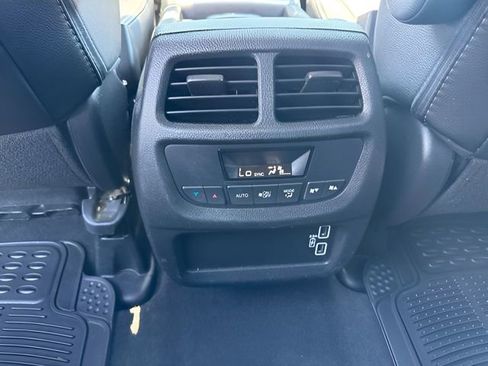 Used 2022 Honda Pilot EX-L image 32