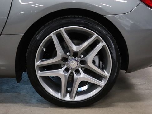 Used 2015 Mercedes-Benz SLK 250 image 36