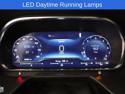 Used 2024 Chevrolet Suburban Premier image 13