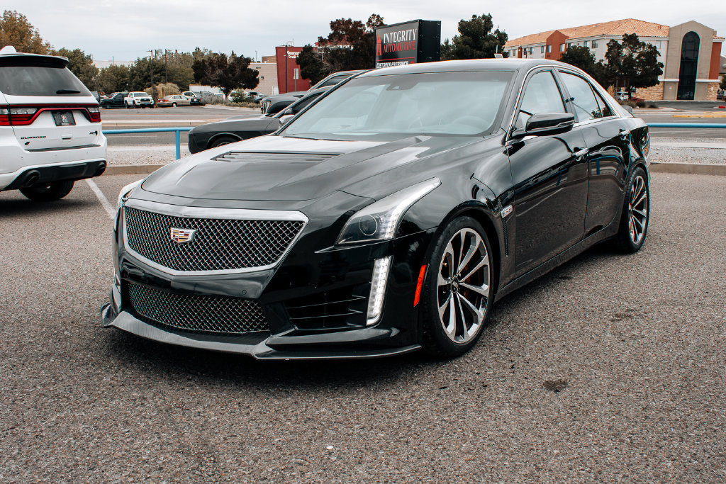 Used 2018 Cadillac CTS V w/ Carbon Fiber Package RWD image 3