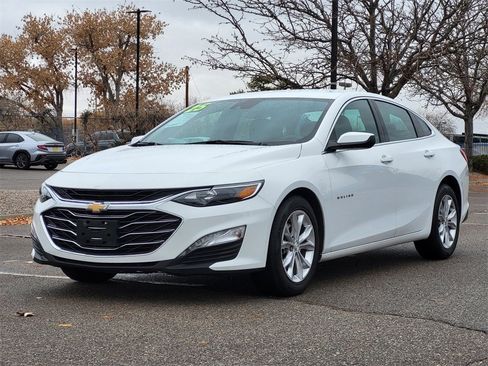 Certified 2025 Chevrolet Malibu LT image 4