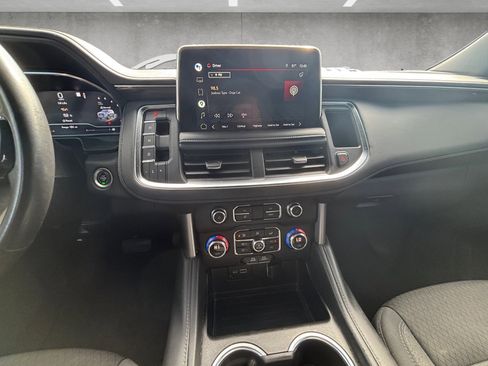 Used 2022 GMC Yukon XL SLE w/ Max Trailering Package image 3