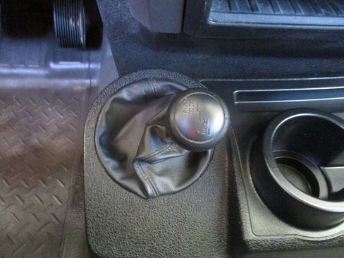 Used 2009 Ford F150 STX image 24