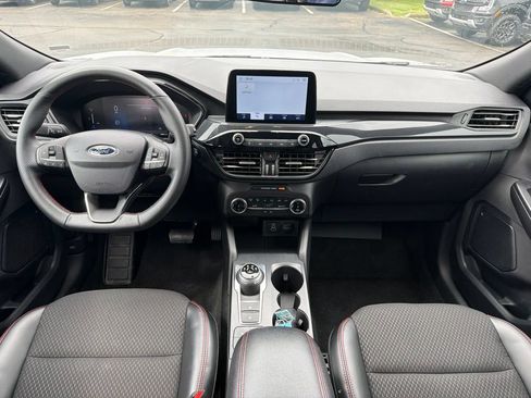 Used 2025 Ford Escape ST-Line AWD/4WD image 5