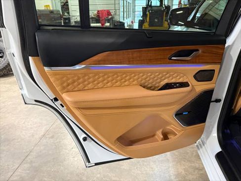 Certified 2024 Jeep Grand Cherokee L Summit image 37