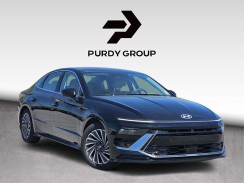 Certified 2025 Hyundai Sonata Limited FWD image 1