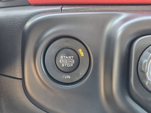 Certified 2021 Jeep Gladiator Rubicon AWD/4WD image 58